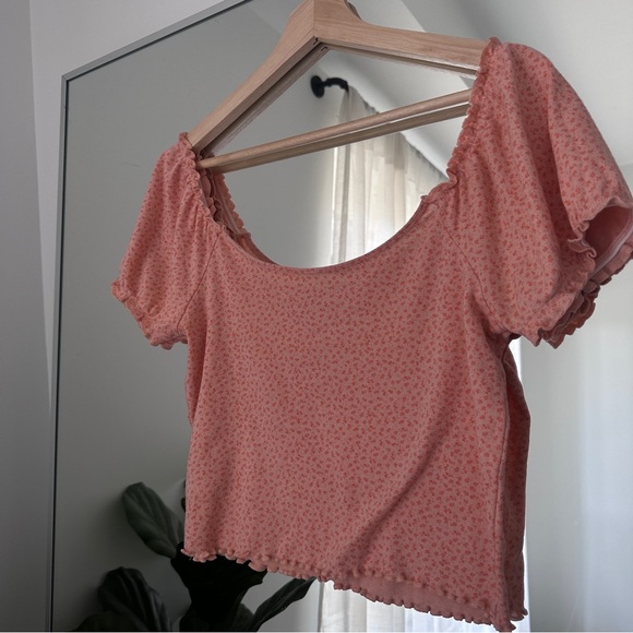 Peach Floral Women's Top - Picture 6 of 6